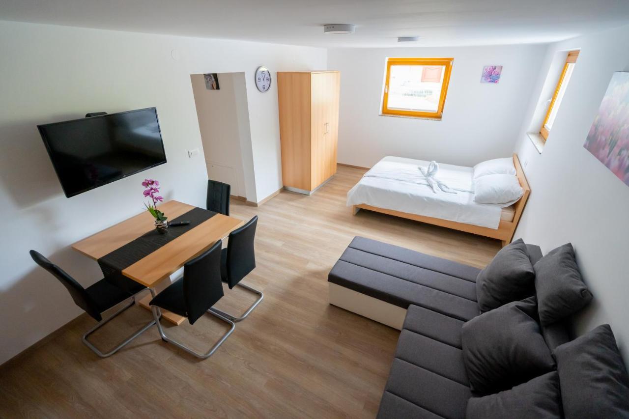 Pjagodic Apartments & Wellness Cerklje na Gorenjskem Eksteriør bilde